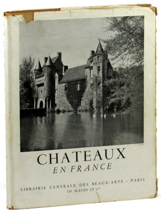 Item #45964 Chateaux en France. Robert Harling